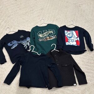 Gap - Size 4 Long sleeve t-shirts!